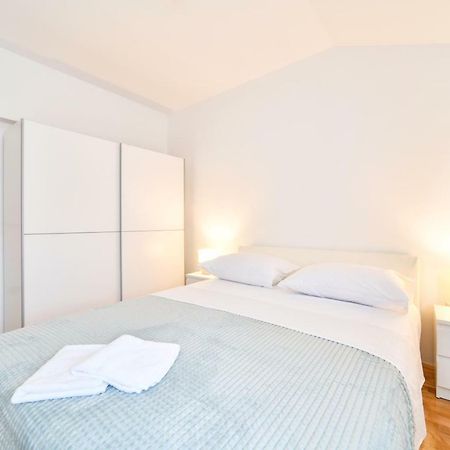Apartman Novokmet-Crno Exterior foto