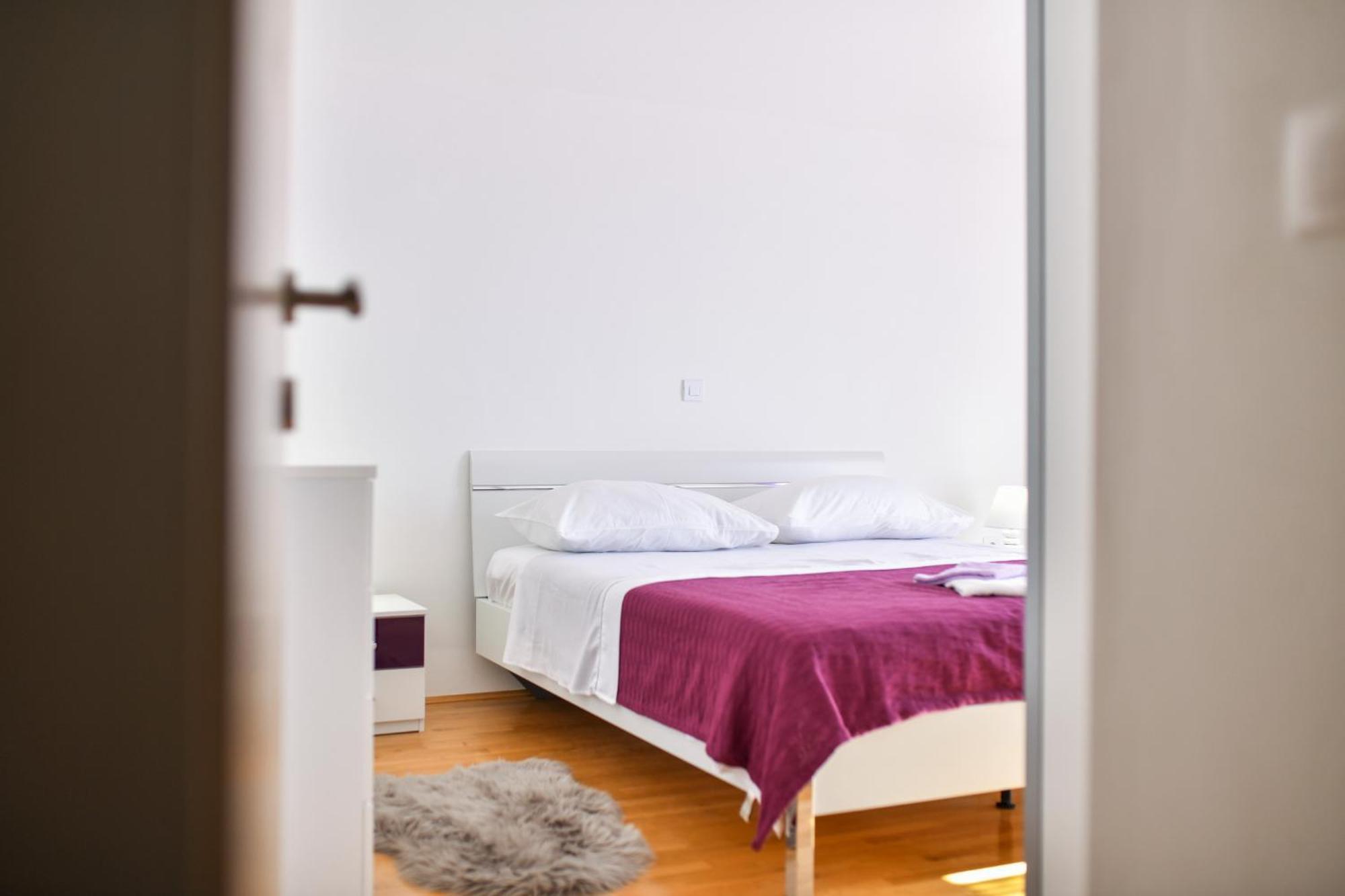 Apartman Novokmet-Crno Exterior foto